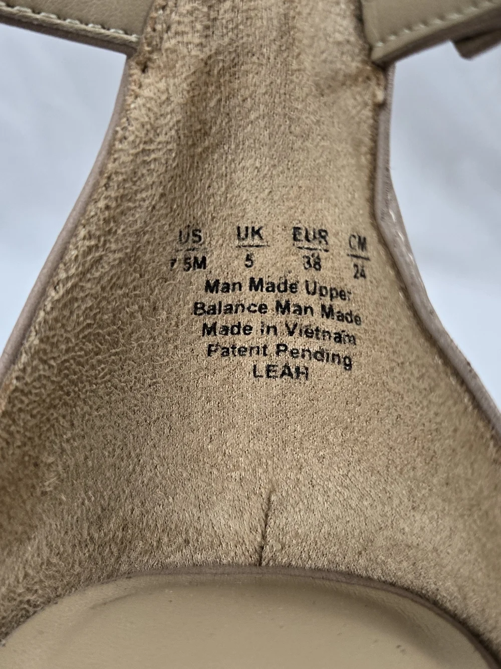 Naturalizer Women's Nude Taupe Ankle Strap Heels Sandals 7.5M 38 Open Toe